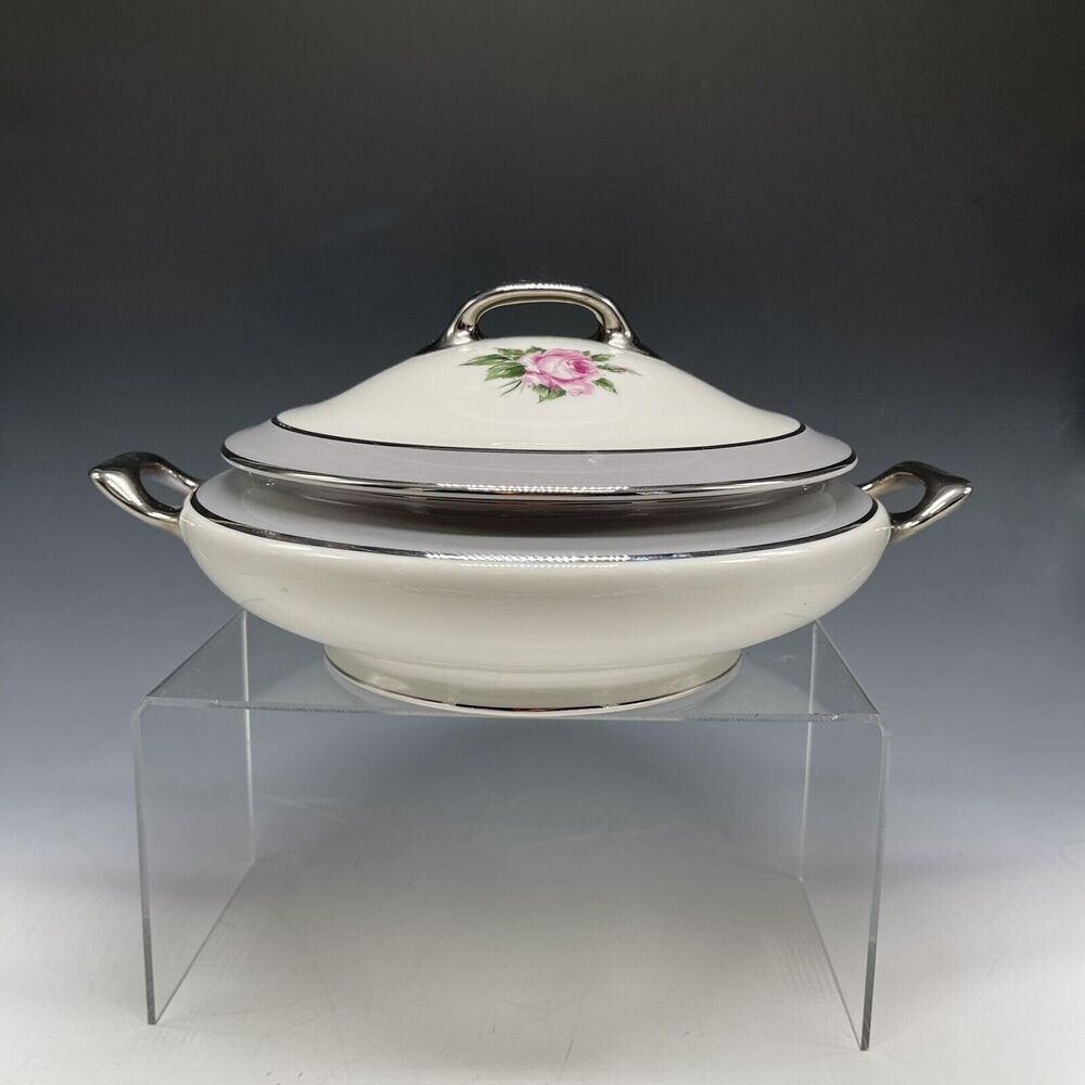 Royal Jackson Casserole Covered Dish Bowl Vogue Ceramic‎ Rose Silver